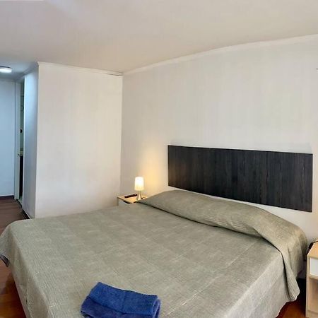Excelente Ubicacion Y Comodo Depto En El Centro Santiago Kültér fotó